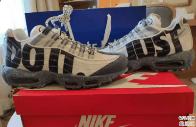 大家可以试一潮牌汇潮牌网下这个的搭配（耐克air Max 95富士山日本限定开箱测评 air Max 95富士山上脚图）