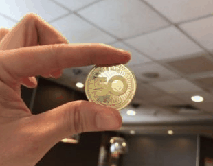 麦当劳纪念币怎么获取 麦当劳纪念币具有怎样的意义