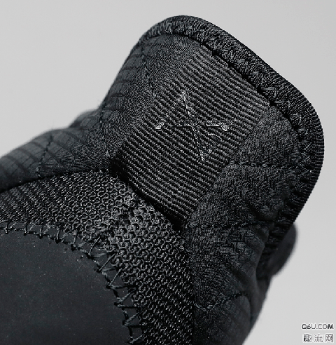 Nike PG3黑白开箱测评 PG3黑白实物赏析