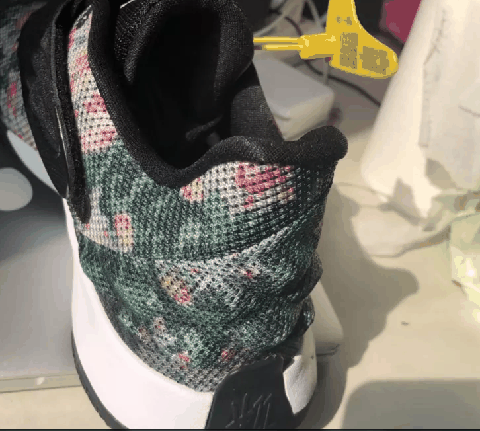 kyrie low风骚花卉开箱测评 kyrie low风骚花卉实物欣赏