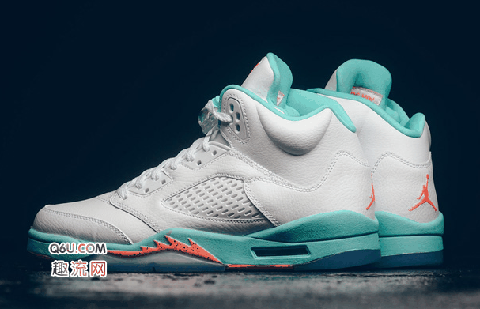 活泼又俏皮！整体潮牌表现不仅质感上乘（AJ5 “Light Aqua” 上脚图欣赏 AJ5 “Light Aqua” 怎么样）
