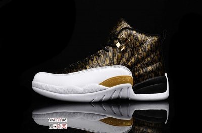 暖暖的灰色羊毛潮牌品牌鞋面看着就暖心（AJ12有哪些好看的配色 好看的AJ12配色盘点）