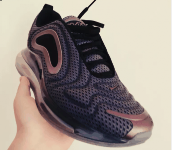 这鞋43穿着潮牌信息感觉比较挤（Nike Air Max 720实物欣赏 Nike Air Max 720上脚测评）