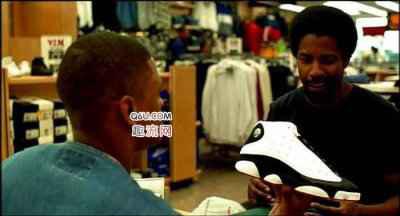 再将液压的聚亚潮牌汇潮牌网店安酯倒入模具内（《He Got Game》中出现了哪些球鞋 He Got Game影片出境鞋款一览）