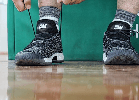 阿迪Crazy Explosive Low Primeknit实战测评 阿迪Crazy Explosive Low Primeknit上脚感受