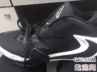  Adidas全新哈登4代性能分析 哈登潮牌系列的战靴一直是Adidas basketball的旗舰款式（Nike字母哥战靴与Adidas全新哈登4代性能对比 Nike字母哥战靴与Adidas哈登4代谁性能更强）