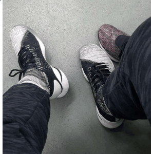 我只能说这是潮牌品牌我穿过最好的（hyperdunk 2016 flyknit实战怎么样 hyperdunk 2016 flyknit尺码怎么选）