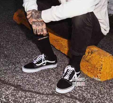 vans低帮怎么配袜子 vans低帮简单时尚搭配袜子方法推荐
