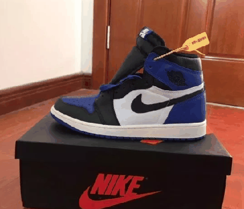 AJ1黑蓝脚趾开箱测评 AJ1黑蓝脚趾实物欣赏