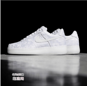 却非常合理的运用了 潮牌品牌BAPE 品牌近乎一切令人熟知设计（2018值得入手的10大联名有哪些 值得入手的10大联名盘点）