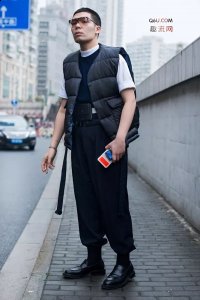 怎么把T恤穿好看潮牌信息 夏天T恤穿搭方法（怎么把T恤穿好看 夏天T恤穿搭方法）