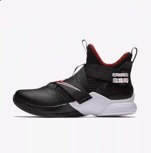 鞋面布满了潮牌商城菱形透气孔（詹姆斯士兵12EP配色有几种 Nike LeBron Soldier 12 EP入手难吗）