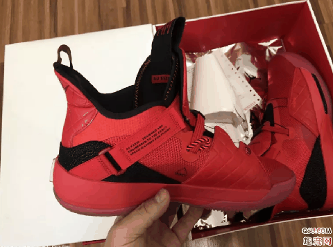 AJ33大红开箱测评 AJ33中国年大红上脚图赏析