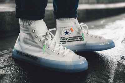  Vince Staples x Converse Chuck Taylor All Star1970s 货号：161254C / 161253C 又一位流行音乐新星潮牌信息加盟！来自加州长滩的流行音乐歌手VinceStaples在此前与Converse以经典的Chuck Taylor All Star1970s为蓝本推出了全新系列（匡威2018年发售了哪些新鞋 Converse 2018鞋款发售表）