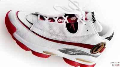 最终的结果大潮牌汇潮牌网家都知道了（Reebok Answer 1性能赏析 艾弗森答案1代复刻版上脚测评）