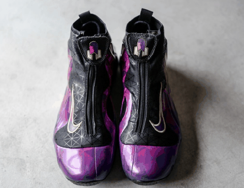 可见 Nike 对国内潮牌资讯球鞋文化的重视（耐克风一DEAL零售店进行首发 耐克风一市场价突破4000）