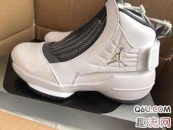 AJ19元年白灰配色复刻开箱测评 AJ19白灰偏码吗
