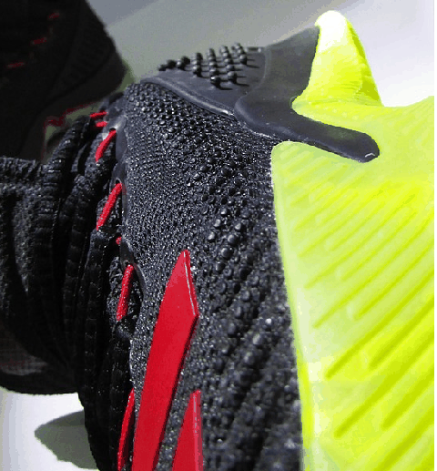 说是搭载了阿潮牌信息迪的清风科技（Adidas Ball 365 II实战测评 Adidas Ball 365 II上脚感受）