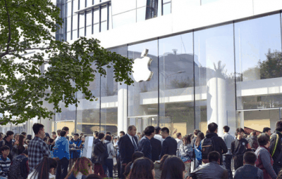 苹果连续两次潮牌进行了致歉（苹果店员爆料iPhone换电池并不能提速 旧款iPhone换电池对系统没影响）