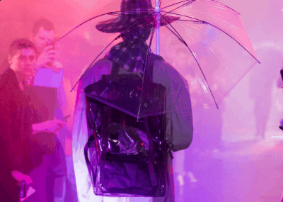 EASTPAK也成潮牌汇潮牌网店为旅行者（Raf Simons联名eastpak背包怎么样 Raf Simons x eastpak联乘包发售信息）