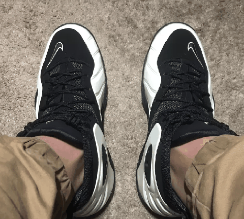 黑暗中所见到的潮牌样子 鞋底纹路众多（Nike Zoom Rookie黑暗荧光实物欣赏 Nike Zoom Rookie黑暗荧光细节欣赏）