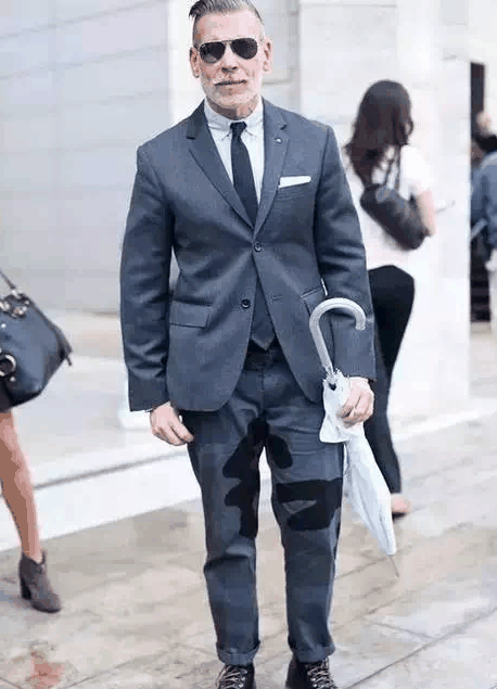  留这种胡型一潮牌定要勤快起来（男生留胡子帅气吗 男生应该怎么留胡子）