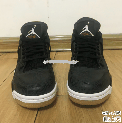 AJ4黑镭射开箱测评 AJ4黑镭射货量很少