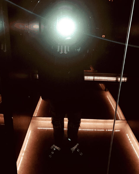  潘玮柏最近买了哪些球鞋潮牌 潘玮柏也很享受一次性拆很多快递（潘玮柏豪掷7万买球鞋 潘玮柏最近买了哪些球鞋）