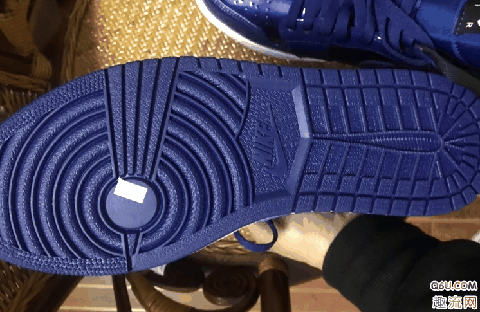 AJ1电光紫漆皮开箱测评 AJ1电光紫漆皮上脚图赏析
