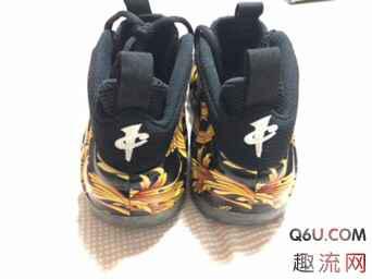 黑稻草凤凰喷开箱测评 Supreme X Nike Air Foamposite One黑稻草凤凰喷实物细节赏析