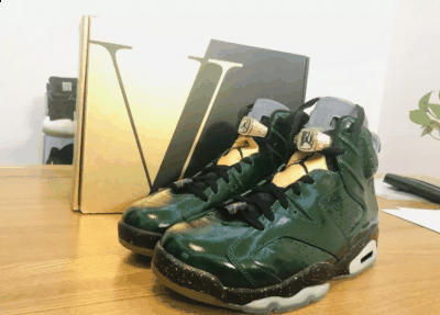 鞋带头为金潮牌信息色金属材质（AJ6香槟开箱测评 AJ6香槟雪茄哪个好）