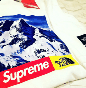 和大阪都开潮牌设了分店（Supreme x THE NORTH FACE “雪山” 系列T恤好看吗 Supreme x THE NORTH FACE “雪山” 系列T恤发售信息）