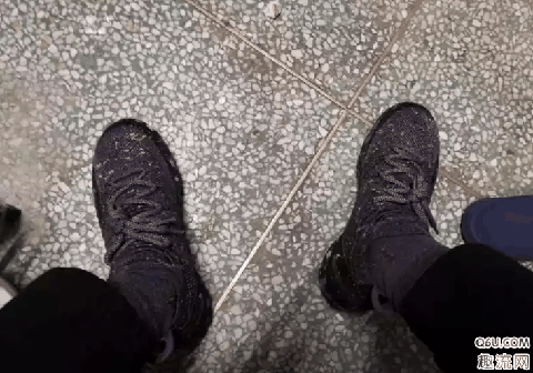 KD11泼墨黑金开箱测评 KD11和威少1代哪个好