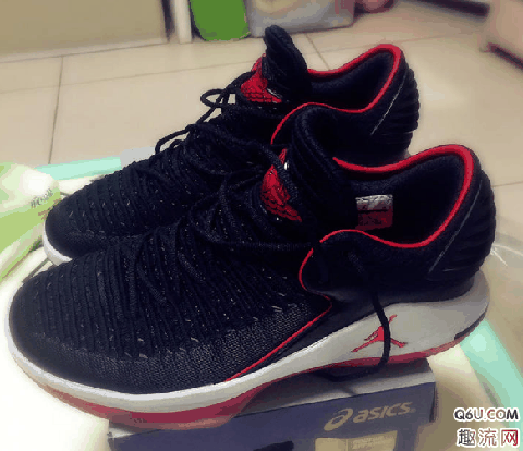 但是实际上加厚之潮牌信息后也不怎么透气的（AJ31与AJ32哪款好 AJ31与AJ32哪款适合打水泥地）