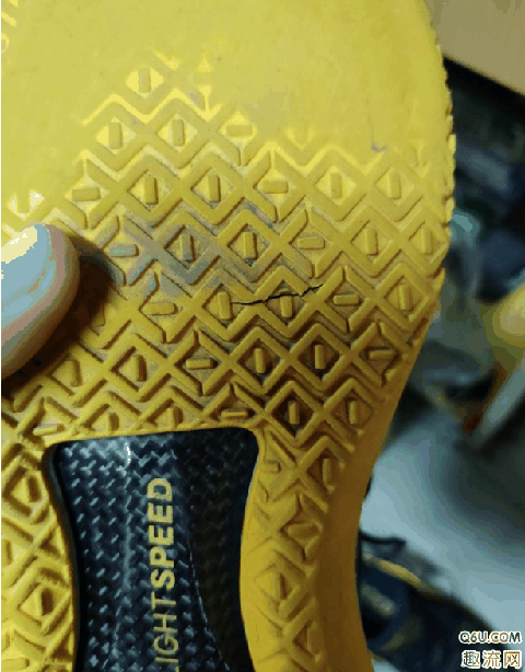 AJ32 low黑曜石开箱测评 AJ32 low黑曜石上脚好看吗