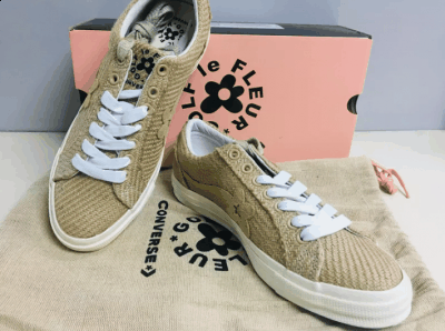 没有明显的溢胶和走线不公整的问题 Converse潮牌资讯 x GOLF le FLEUR*Burlap值得入手吗 Converse x GOLF le FLEUR*Burlap原价739入手（匡威联名小花棉麻布开箱测评 Converse x GOLF le FLEUR*Burlap值得入手吗）