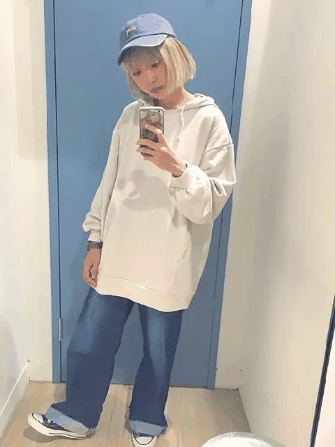 女生怎么穿衣服才显腿长 女生穿矮了自己也好看吗