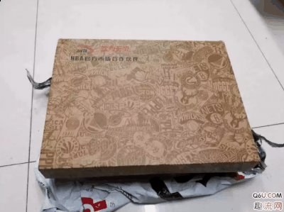 刚上脚无潮牌商城软弹感觉（安踏隆多RR5黑金开箱测评 隆多RR5黑金上脚图赏析）