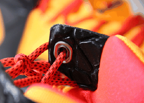 有一种超跑的感觉潮牌 后跟则是詹姆斯的新LOGO（Lebron 12 Witness实物欣赏 Lebron 12 Witness细节欣赏）