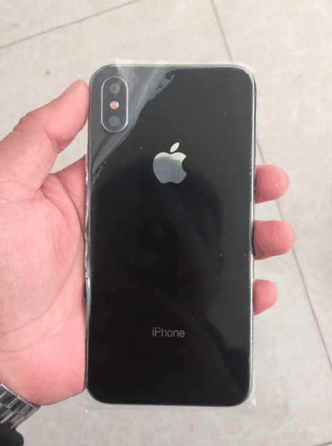 搭载色彩锐潮牌商城利的OLED屏幕（iphonex开箱鉴赏 iphonex值得买吗）