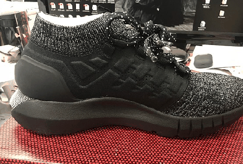 Speedfoam 2.0 鞋垫潮牌汇潮牌网直接固定到鞋底（安德玛 HOVR Phantom配置怎么样 安德玛 HOVR Phantom脚感怎么样）