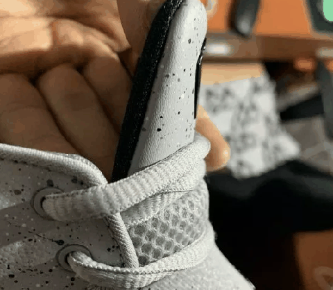 威少Why Not Zer0.1环切版与原版对比 威少1代耐磨性怎么样