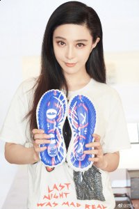 这是很多人对潮牌信息于这双鞋的评价（范冰冰微博晒的鞋是什么 adidas Tubular好看吗）