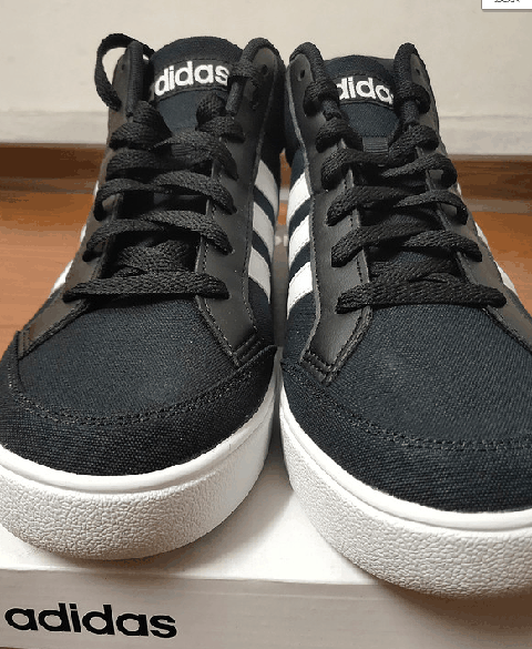 我决定要收藏潮牌起来 产地越南（Adidas VS SET MID篮球鞋开箱 Adidas VS SET MID篮球鞋实物欣赏）