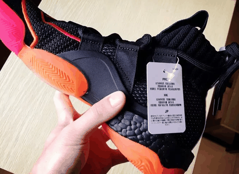 应该是沃尔的个人荣誉潮牌汇潮牌网店 另一只脚鞋面上绣着WALL WAY（Adidas byw x 约翰沃尔PE开箱测评 Adidas byw x 约翰沃尔PE实物欣赏）