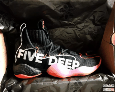 一双是实战鞋 潮牌汇潮牌网店Adidas crazy byw是休闲鞋（沃尔专属Adidas byw x 开箱测评 Adidas byw x 实战性能怎么样呢）
