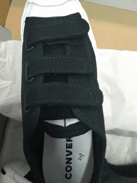 垫一双鞋垫之后潮牌汇潮牌网店再穿长一点的袜子（CONVERSE开口笑开箱测评 匡威开口笑实物欣赏）