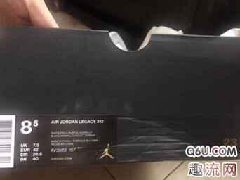 小编觉得这双鞋在性能或者潮牌是颜值都是不输比它价格高的很多AJ的（AJ legacy 312湖人配色开箱测评 AJ legacy 312有价值吗）
