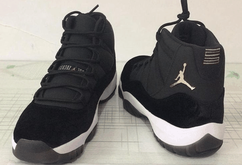 送小姐姐最合适不过了 AJ1潮牌信息1黑金丝绒实物欣赏 鞋款第一眼看上去（AJ11黑金丝绒开箱测评 AJ11黑金丝绒实物欣赏）