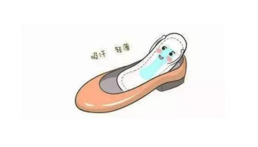 军训为什么要垫卫生巾 军训用什么牌子的卫生巾当鞋垫好 